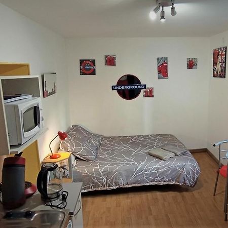 Appartement Au Calme Avec Wifi 里摩日 外观 照片