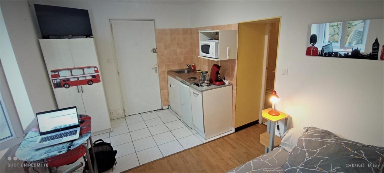 Appartement Au Calme Avec Wifi 里摩日 外观 照片