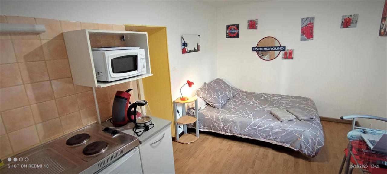 Appartement Au Calme Avec Wifi 里摩日 外观 照片